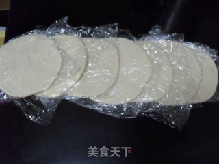 单人份虾仁杂蔬披萨的做法步骤：9