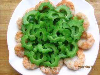 麻酱苦瓜虾干的做法步骤：9