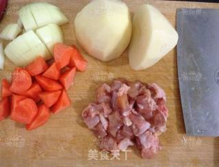 咖喱土豆鸡肉饭的做法步骤：1