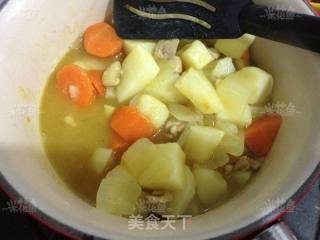 咖喱土豆鸡肉饭的做法步骤：6
