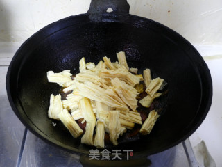 腐竹烧肉的做法步骤：10