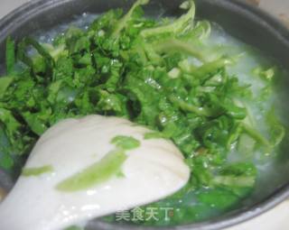 芥菜皮蛋瘦肉粥的做法步骤：4
