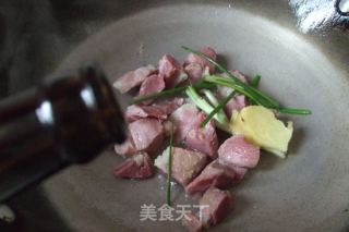 咸肉烧双笋的做法步骤：7