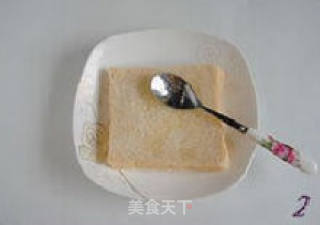 【火腿奶酪三明治】---- 最简单的快速早餐的做法步骤：2