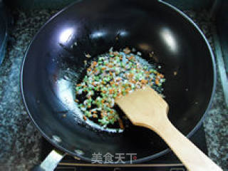 【原盅奶油南瓜浓汤】--- 细腻的浓汤、香脆的干果的做法步骤：8