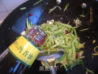 醋溜西葫芦的做法步骤：7