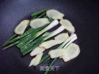 富贵牡丹五花肉的做法步骤：3