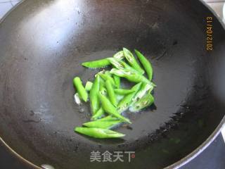 杭椒海肠的做法步骤：7