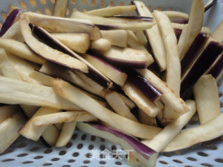 鱼香茄条的做法步骤：3