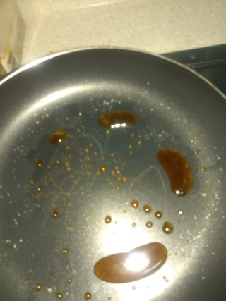 焦糖奶茶的做法步骤：2