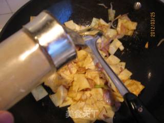 孜然豆皮的做法步骤：10