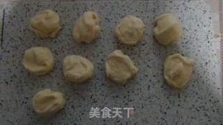 香甜松软的葡萄干面包卷的做法步骤：5
