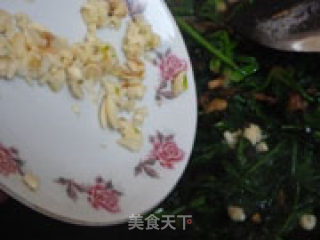 茶树菇炒菠菜的做法步骤：12