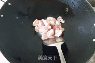 土豆红烧肉的做法步骤：4
