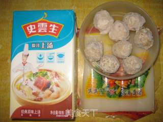 高汤煮年糕的做法步骤：1