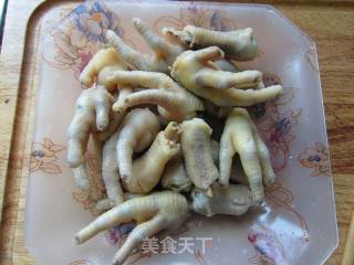 黄芪大枣煲凤爪的做法步骤：4