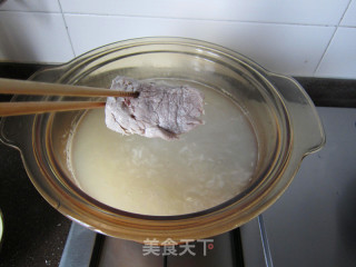 皮蛋瘦肉粥的做法步骤：7