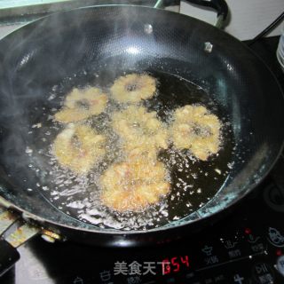 香酥蛋黄鱼的做法步骤：6