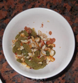 手工牛轧糖的做法步骤：1