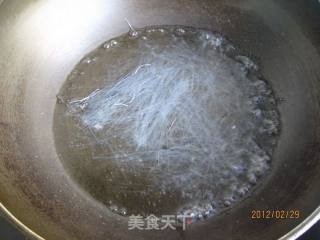 酸辣土豆粉的做法步骤：2