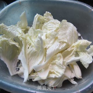 手撕白菜炒粉条的做法步骤：3