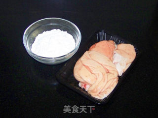 干煸尖椒肥肠的做法步骤：1