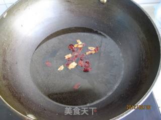 红枣小圆子蛋花汤的做法步骤：2