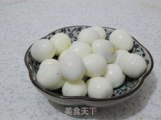 鱼香虎皮鹌鹑蛋的做法步骤：5