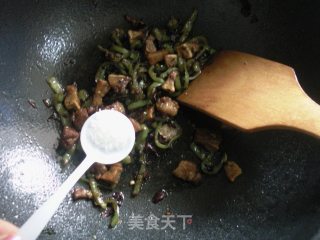油渣夹馍的做法步骤：9