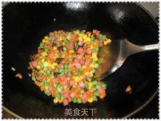 营养美味の蛋包饭。第一次做还满成功的的做法步骤：3