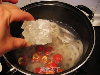 莲藕山楂糖水的做法步骤：5