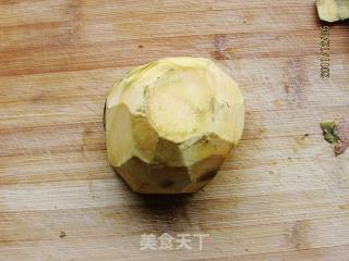 糖汁红薯的做法步骤：1