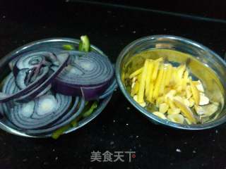 再做回锅肉的做法步骤：2