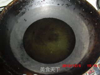 鱼骨汤底麻辣火锅的做法步骤：2