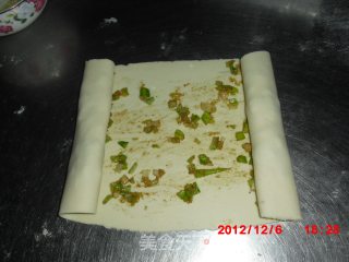 烤箱版葱花薄饼的做法步骤：9