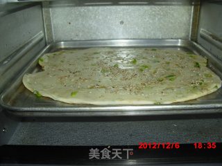 烤箱版葱花薄饼的做法步骤：17