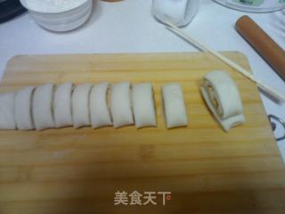 芝麻酱花卷的做法步骤：6