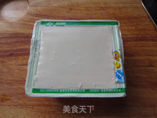 肉松拌豆腐的做法步骤：1