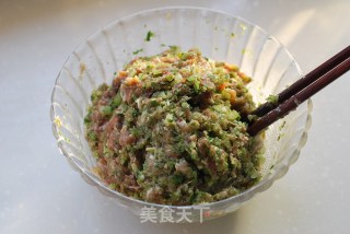 既要留住菜汁，还要保证饺子馅不出水的秘笈——【芹香水饺】的做法步骤：8