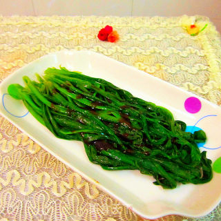 快炒素菜---蚝油莴笋叶的做法步骤：7