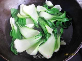 虾米手撕油菜的做法步骤：2