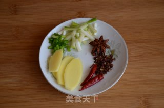 红焖栗子鸡的做法步骤：4
