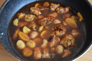 红焖栗子鸡的做法步骤：11