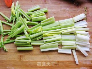 芹菜山药条的做法步骤：3