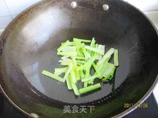 芹菜山药条的做法步骤：5
