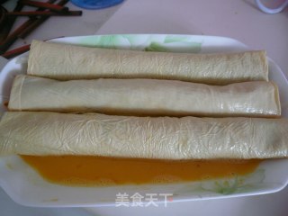 豆皮蔬菜卷的做法步骤：6