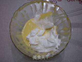 蔓越莓戚风蛋糕的做法步骤：5
