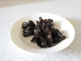 给白菜增添点滋味----鱼香白菜的做法步骤：3