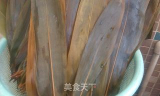 五香肉粽子的做法步骤：3