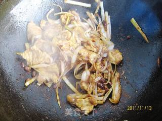 黄豆酱葱爆肉的做法步骤：8